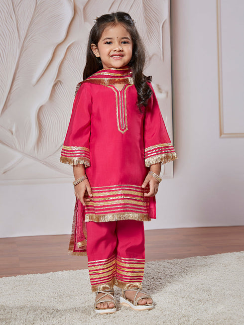 Girl's' Kurta Set With Dupatta